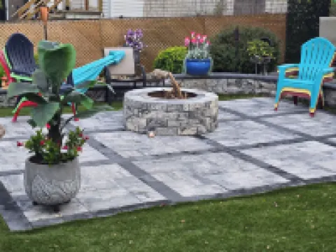 Mini Aruba Glamper in Dover with WiFi, AC and guest access to backyard oasis