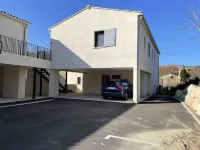 Loft with a View in Malaucène, Short Walk to the Town Center