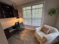 Fabulous Two Bedroom Two Bath with sunroom in Alpharetta