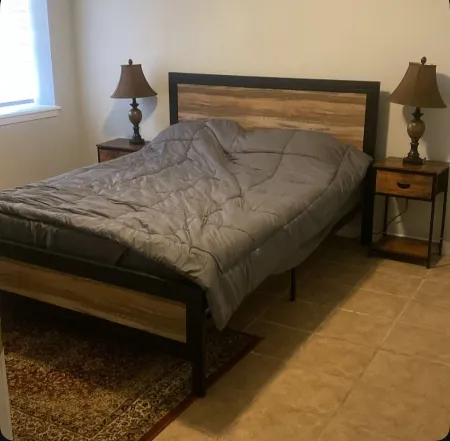 Charming 1-bedroom house in fantastic Conroe with AC