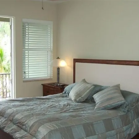 Gorgeous Home July Specials Check it Out, Heated Pool and Spa, Elevator