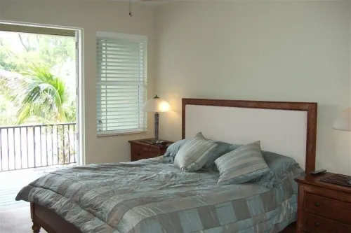 Gorgeous Home July Specials Check it Out, Heated Pool and Spa, Elevator