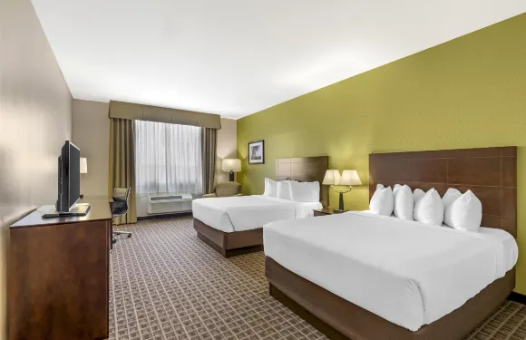 阿弗爾貝斯特韋斯特優質套房酒店