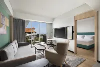 Hilton Garden Inn Bali Nusa Dua Hotel berhampiran D'Camel Fast Ferry