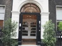 アランハウス ホテル ウエストエンド周辺のホテル