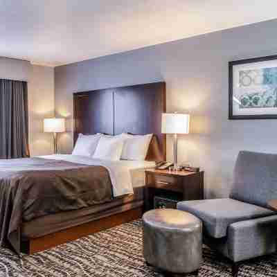 Clarion Hotel by Humboldt Bay Rooms