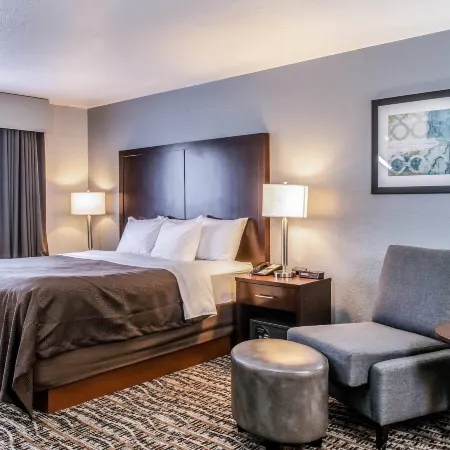 Clarion Hotel by Humboldt Bay