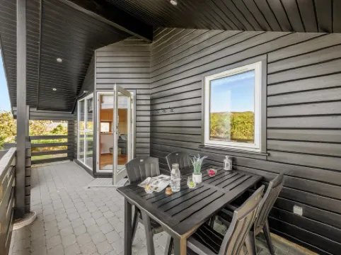 "Georg" - 200m from the sea