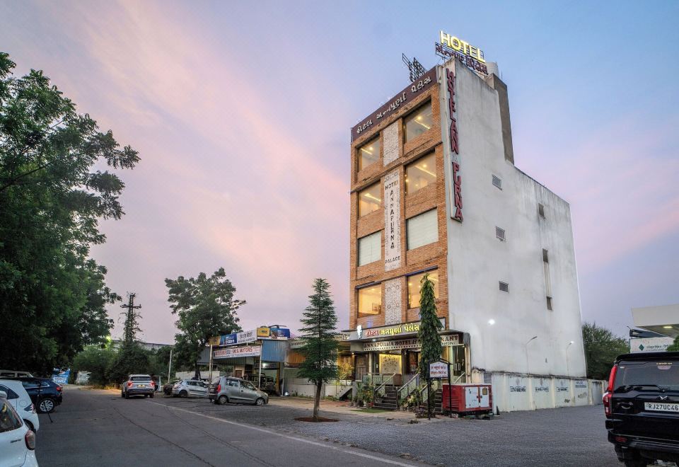 hotel overview picture