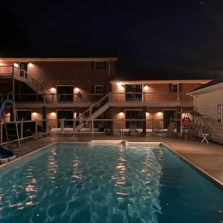 The Franklin Estate - Suite E- Private Apt-KingBed