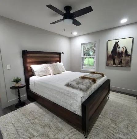 3 Minutes to Hiking, Kayaking & WaterFalls!