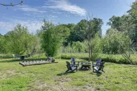 On-Site Creek Access Pet-Friendly Cosby Cabin! - 2-Star