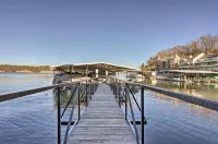 Lake Front Getaway - Lake of the Ozarks