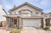 Peaceful Oakland Oasis w/ Private Yard! Hotels near Oakland San Francisco Bay Airport