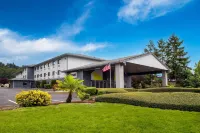 Spark by Hilton Kent Seattle