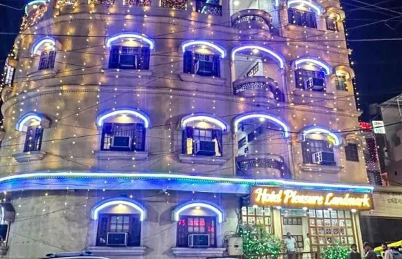 快樂地標酒店