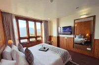 Cilantro Unwind Delisso Abode Hotels in 