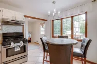 Somerset Home w/ Large Yard Near Parks & Trails - Parking