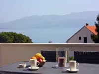 Apartments Tomy - One Bedroom Apartment with Balcony and Sea view (Apartment 1) - Wifi