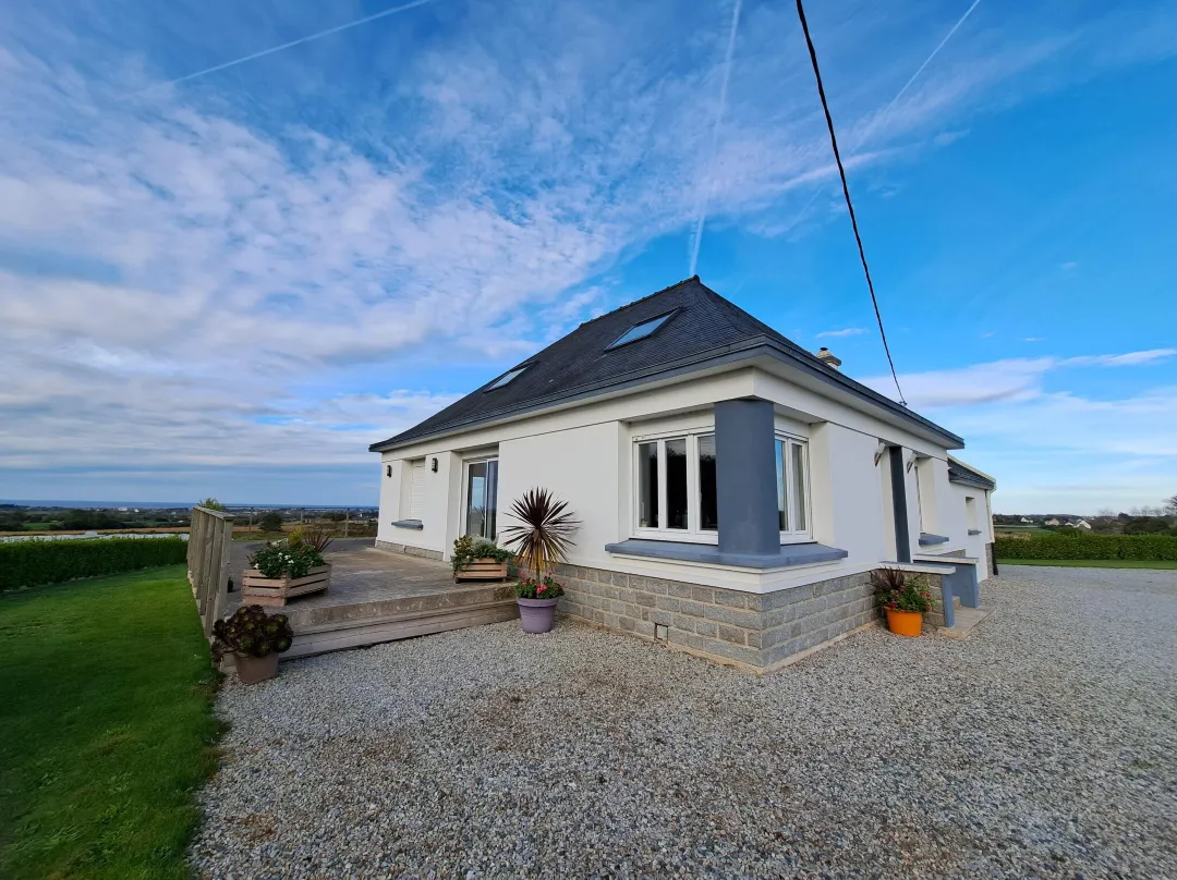 Holiday Home In Brittany With Sea Views - Cléder