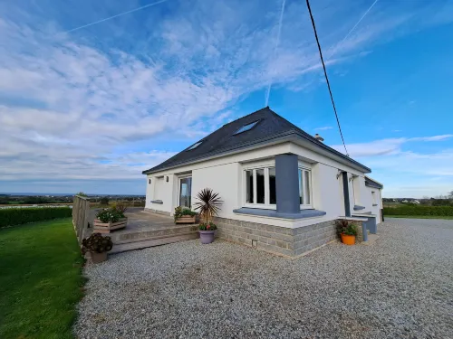Holiday Home in Brittany with Sea Views