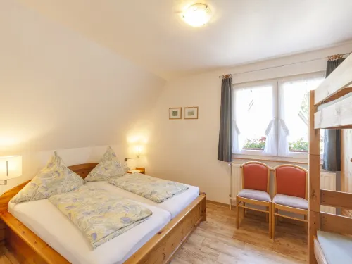 Home with Garden, Hallenberg