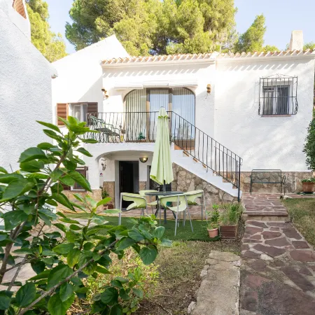 Apartment in Spain near Scenic Coastline