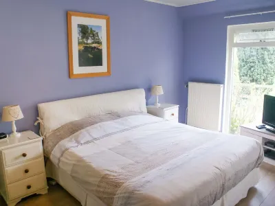 Onder de Eiken  호텔