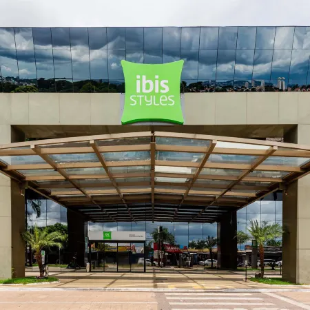 Ibis Styles Goiânia Shopping Estação Отели рядом с достопримечательностью «Торговый центр Mega Moda»
