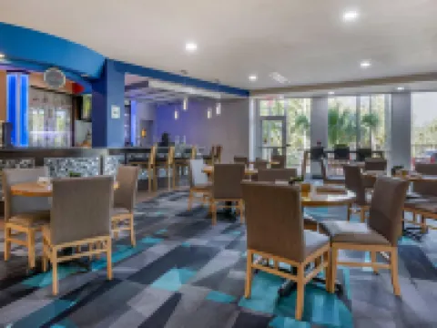 カンブリア ホテル & スイーツ フォート ローダデール エアポート サウス & クルーズ ポート デイニアのホテル