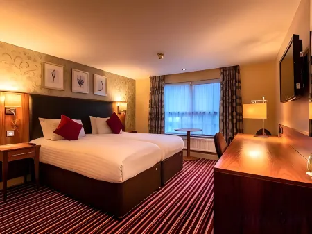 Gloucester Robinswood Hotel, BW Signature Collection