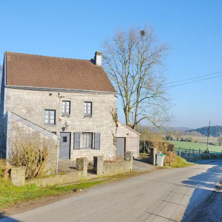 Pleasant Fermette with Outdoor Swimming Pool, Near Durbuy