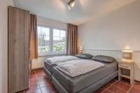 Restyled Villa with Washing Machine Near River Moselle - Wifi