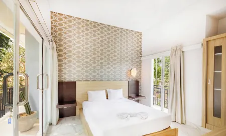 Double A House Отели рядом с достопримечательностью «Echo Beach»