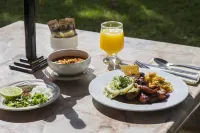 Holiday Inn TUXTLA GUTIERREZ by IHG - Breakfast