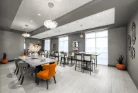 ホリデイ イン ホテル & スイーツ ダベンポート by IHG - 朝食