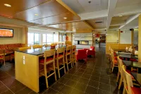 Hôtel & Suites le Dauphin Québec - sarapan