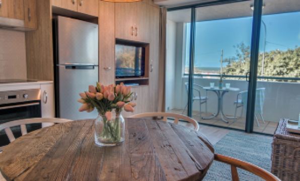 Grand Palais Boolarong Beachside Apartments