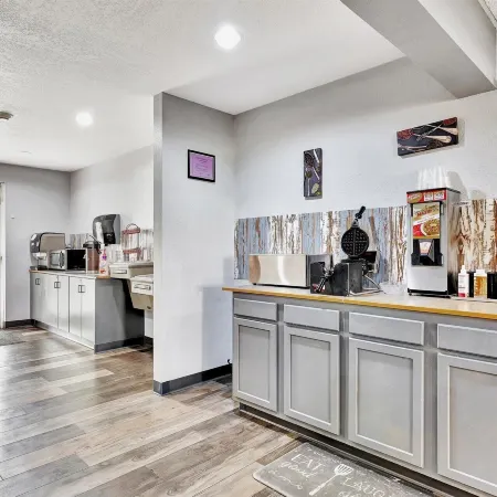 Ramada Limited Bloomington
