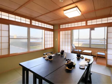 Kamogawa Universe Hotel Отели рядом со станцией Станция Ава-Камогава JR