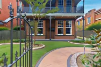 Dalziel Lodge Hotels near Anvil Cafe & Grocer