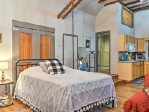 Pet-Friendly Loft Vacation Rental w/ Fire Pit! Hotels in Bemus Point
