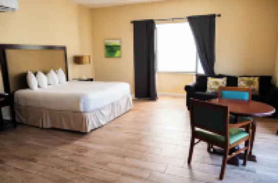 The Citrus on the Lake