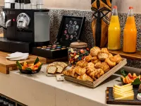 Novotel Beaune - breakfast