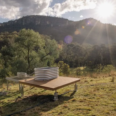 The Nile Farmstay: Modern Cabin Offering Incredible Views with Fire Pit and Spa.