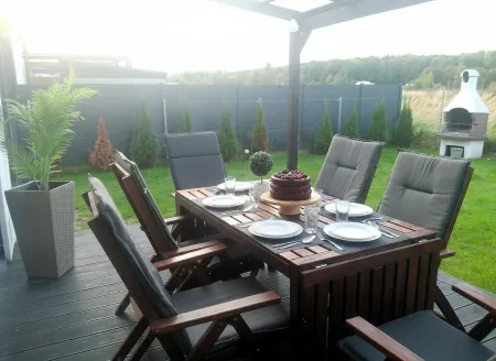 Cozy vacation home 600m from the Baltic Sea. Pet friendly! Отели в г. Грыфицкий повят