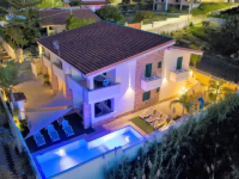 Villa Paglianiti - Your Family Residence! Hotels in Briatico