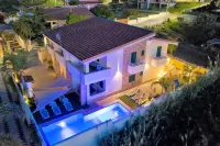 Villa Paglianiti - Your Family Residence! Hotels in 