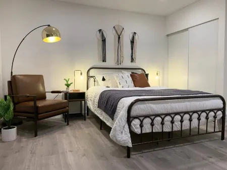 @ Marbella Lane - 4Br Alluring Home