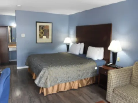 Timber Motel Hotels in Clinton